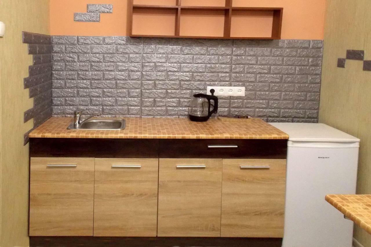 Apartment At Teodora Sqr Lviv Kültér fotó